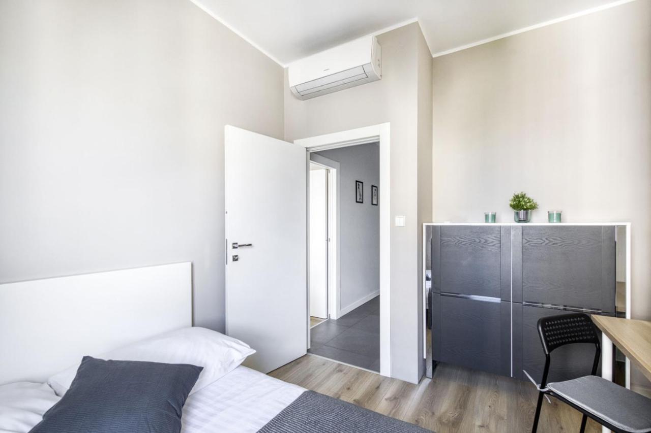 Mg Apartments Siedmiogrodzka ワルシャワ エクステリア 写真